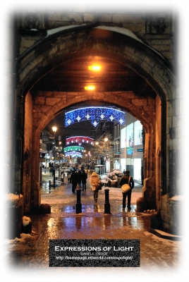 ExpoLight-Card-Lincoln-High-Street-_-Stonebow-Arch-Interior-Streetlit-Winter-2010-0003C_28SP29.jpg