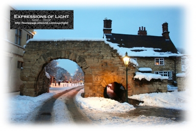 ExpoLight-Card-Lincoln-Newport-Arch-Streetlit-Winter-2010-0003C_28Sample_Proof-Photography29.jpg