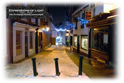 ExpoLight-Card-Lincoln-The-Strait-Streetlit-Winter-2010-0043C_28Sample_Proof-Photography29.jpg