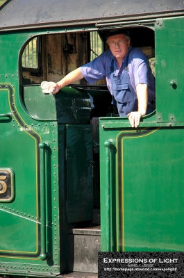 ExpoLight-Corfe-Castle-Steam-Locomotive-6695-Driver-Swanage-Railway-0001C_28Sample_Proof-Photography29.jpg