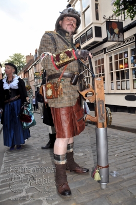 ExpoLight-Lincoln-City-Steampunk-Festival-2013-0039C_28Sample_Proof-Photography29.jpg